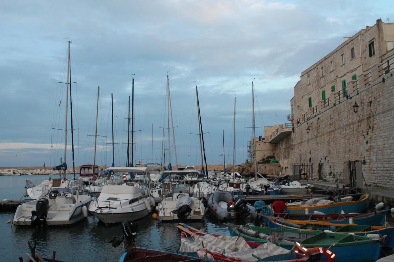Historic Apulia Old Town Stone House With Private Patio